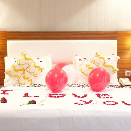 Taj Al Worood Hotel Jeddah Exterior photo