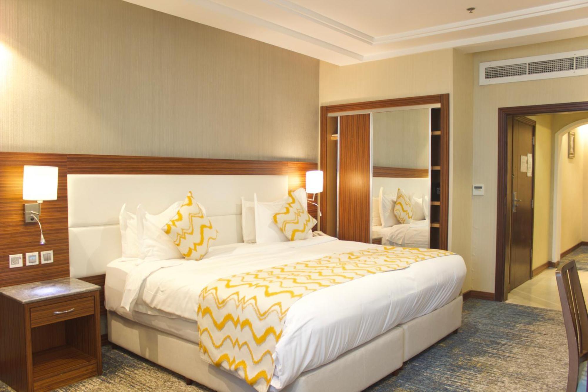 Taj Al Worood Hotel Jeddah Exterior photo